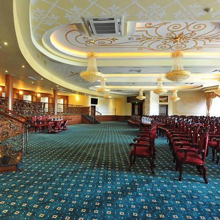 Park Hotel ستارا زاغورا المظهر الخارجي الصورة The interior of the main hall