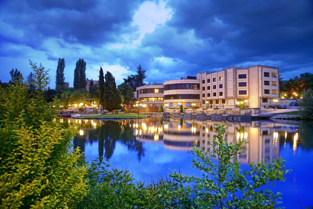 Park Hotel ستارا زاغورا المظهر الخارجي الصورة The Inn at Laurel Point